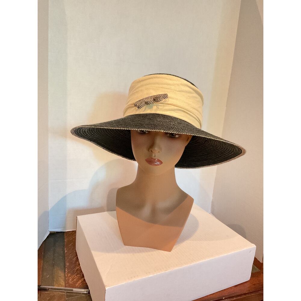 Kate’s -Canada - Vintage Black Wide Brim Straw Hat w/Linen Wrapped Crown & Bow